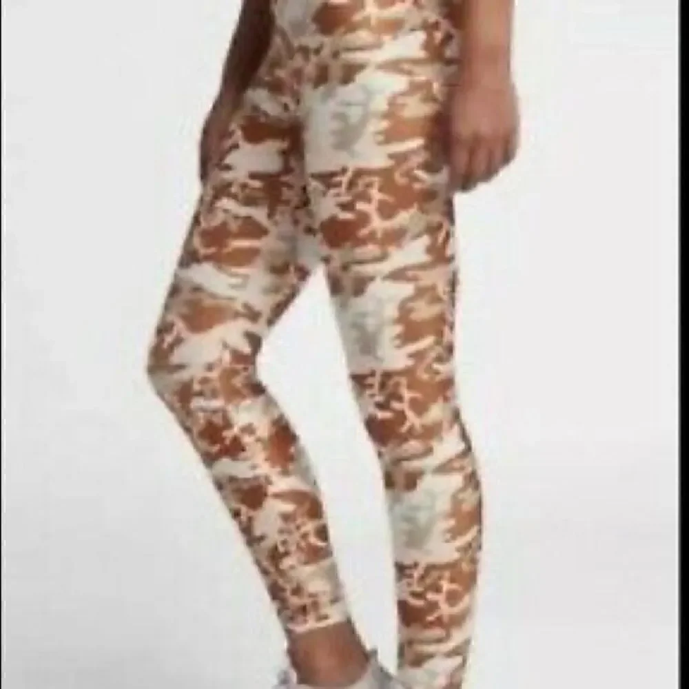 Women's Nike Camo Speed Tights Phantom Desert Medium leggings D1
